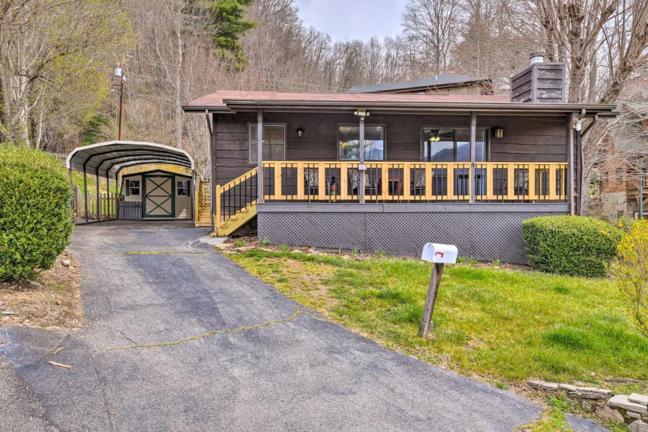 Вилла Cozy Maggie Valley Cabin, 1 Mi To Tube World! Экстерьер фото